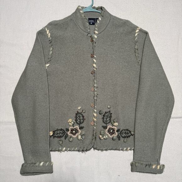 Nordic Design Sweaters - Vtg Nordic Design Womens Large Wool Knit Floral Leaves Button Cardigan Sweater
